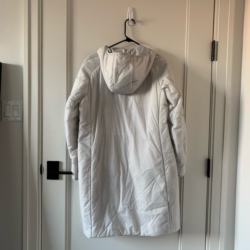 Uniqlo Women’s Parka w/ fleece-lined pockets - Picture 2 of 5